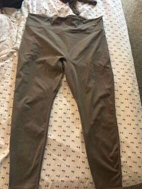 Fabletics Trinity Motion 365+ High-Waisted Leggings in Dolphin